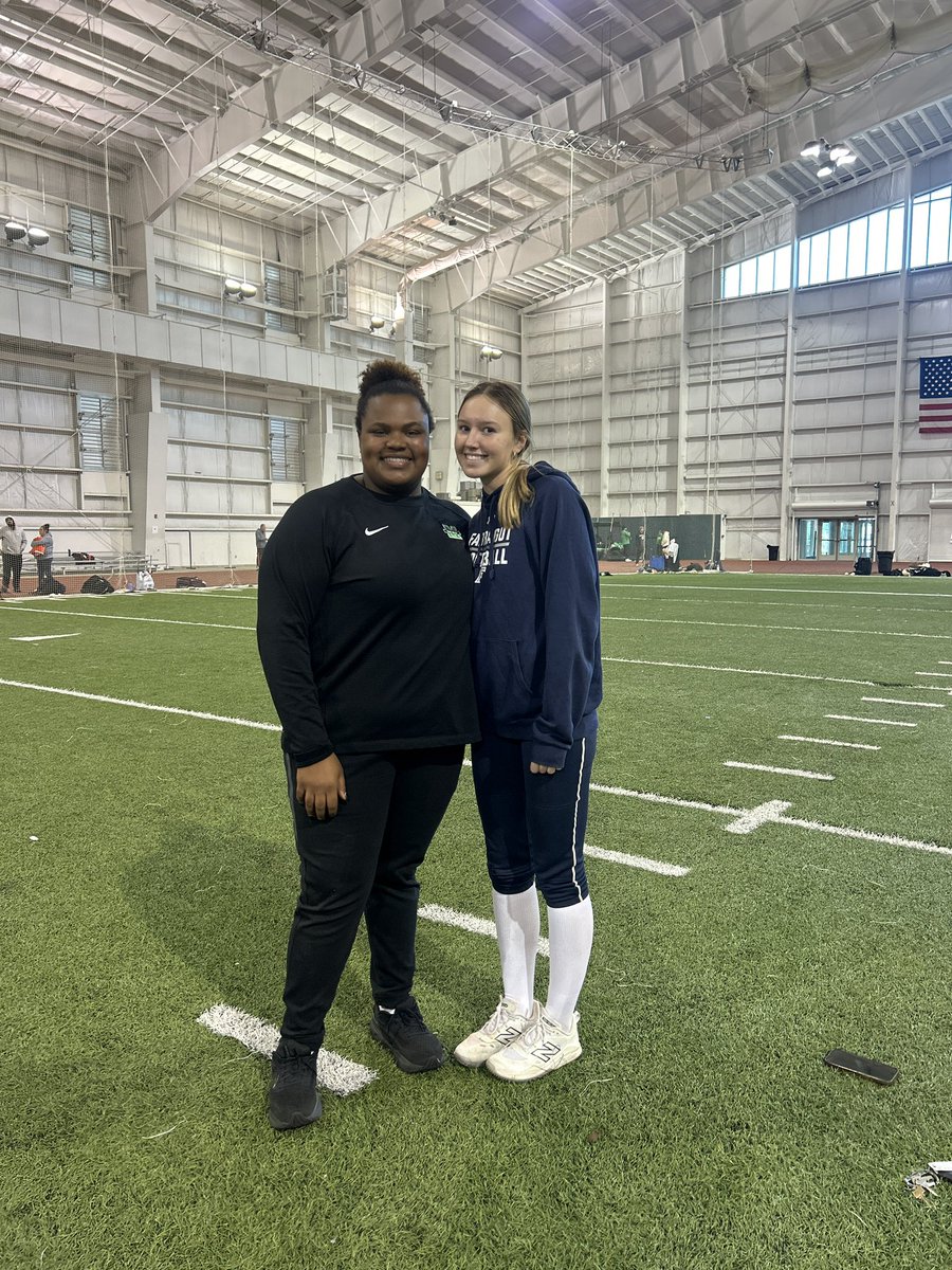 Taylor_wolfgram's tweet photo. Had a great day with @HerdSB!! Amazing camp; loved talking to all the players and coaches!! can’t wait to be back! 
@FarragutSB 
@ImpactCassteven 
@mzerkleee 
@AlyHarrell @DrewCalloway6 @RileyBlampied https://t.co/dESPRCKsJe