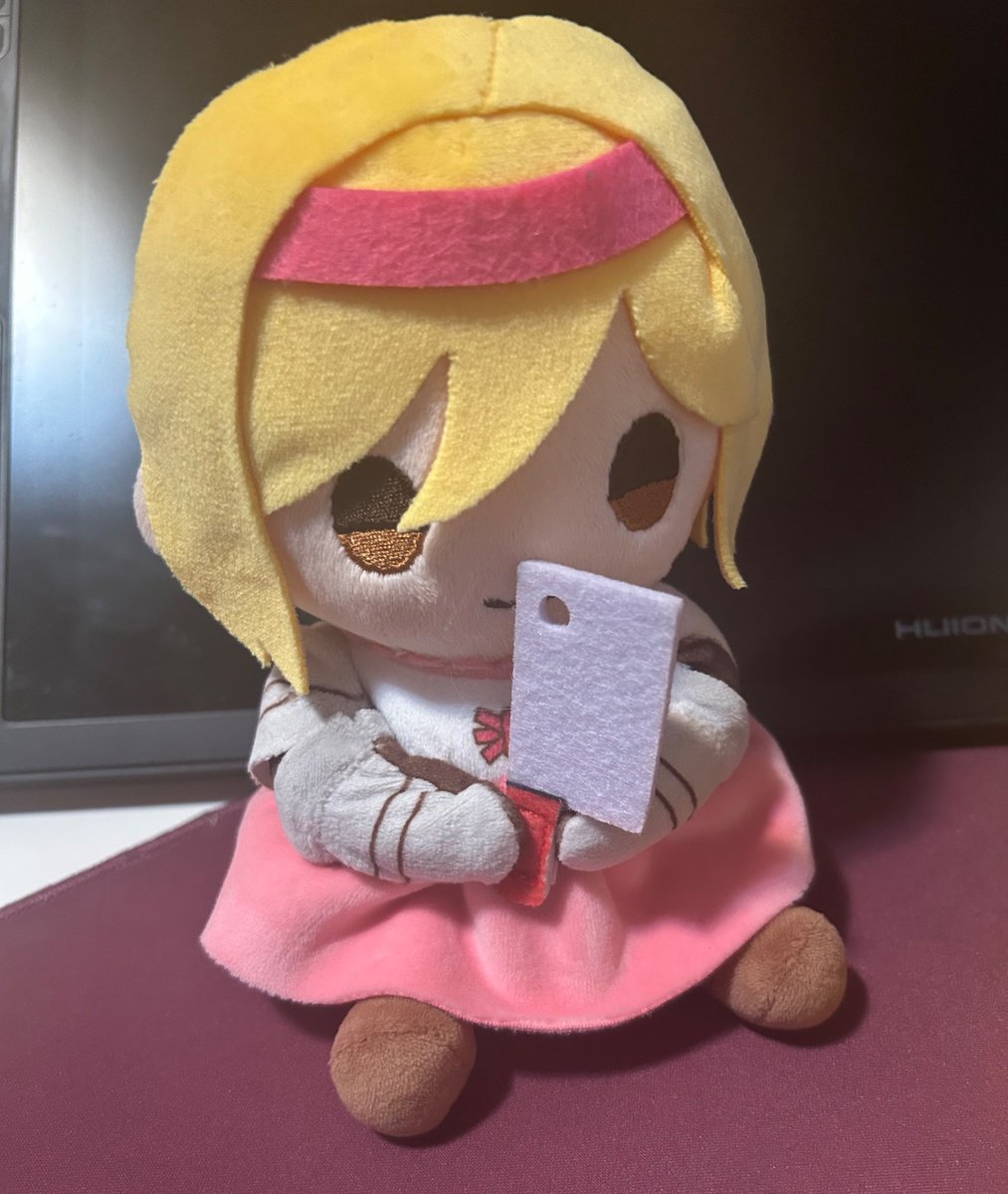 mahcookiez_'s tweet image. we were out of frying pans