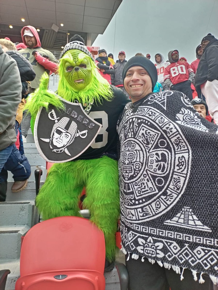 charly_borboton's tweet photo. #NFLEnTelevisa
La nación Raider está con los texanos https://t.co/hf1f8Jud1f