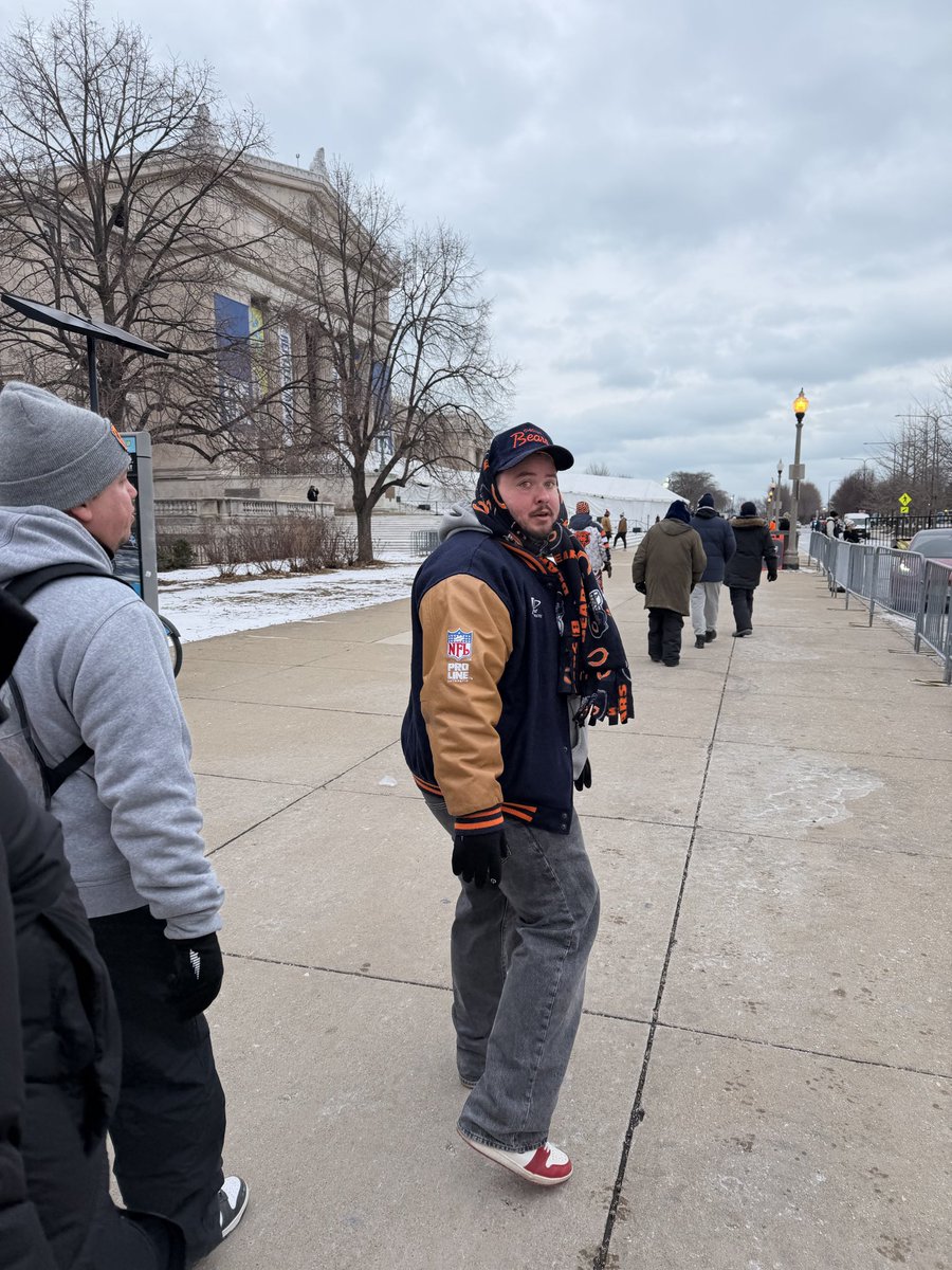 michaelambard's tweet photo. 🐻⬇️🥶 https://t.co/iCPz0GqXZI