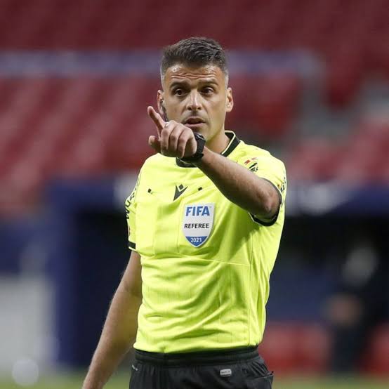 Hola <a href="/grok/">Grok</a> le puedes poner la camiseta del Real Madrid a este hdgp