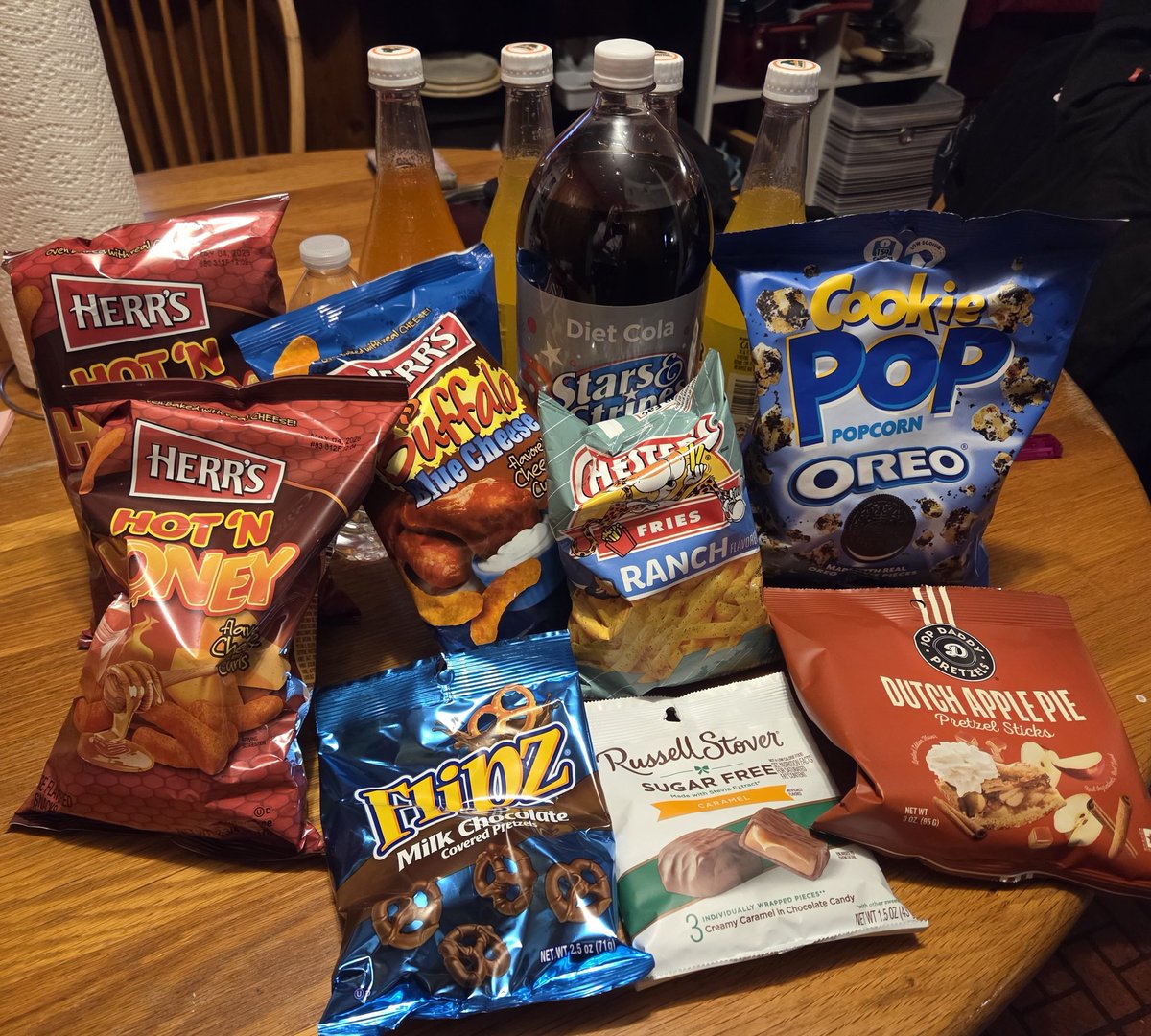 devilishcals's tweet image. real fatass hours