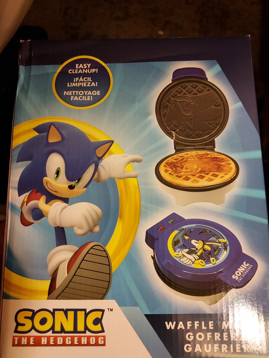 PMajicus's tweet photo. I may be sick and it may have snowed all weekend long, but if you think there was a force on this planet that was going to stop me from making Sonic waffles with my new Dave and Buster's prize, you clearly do not know who you're dealing with 😂 https://t.co/buRLyGIGnl