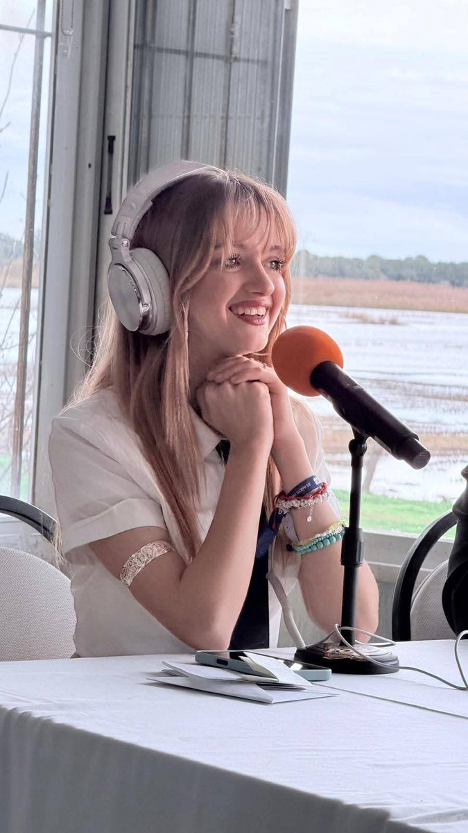 casanistas_'s tweet photo. Post de Manuel Lahoz. 🎙️
(Parte III)
@Lucia_Casani #LucíaCasani #AMiAire
#PopLasserFM #LucíaCasani18E https://t.co/fjyggTOsLt