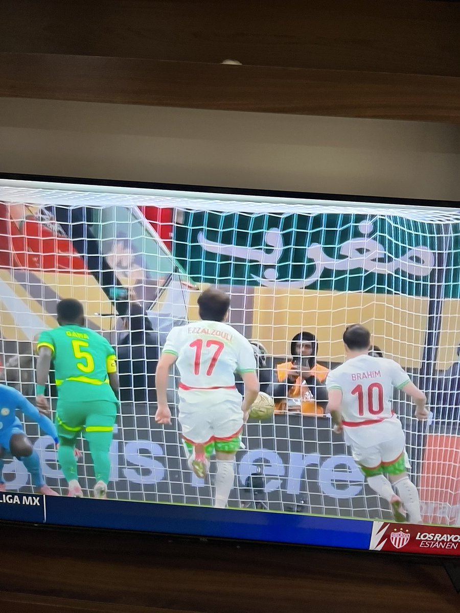 georgiuuuu's tweet photo. BRAHIM DIAZZZZ 😂😂😂😂😂😂😂😂😂😴😴💤 https://t.co/PO193yesnV