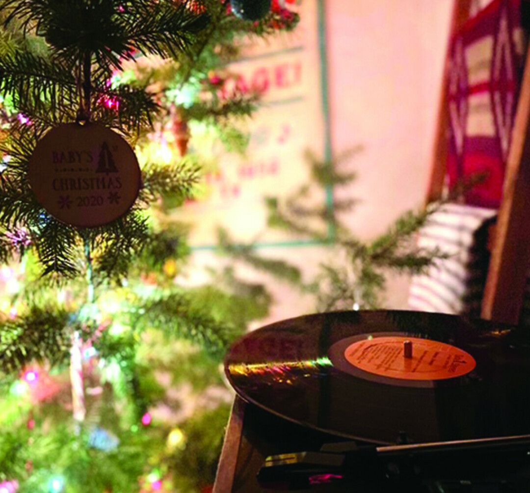 The Cabin Crazies Cure: Reclaiming Winter in the Rockies by Kathleen Johns
"Let’s explore why winter affects mood in the Rocky Mountain West."
buff.ly/xPlJUKm 

#winter #winterintherockies #cabincrazies #rockymountains