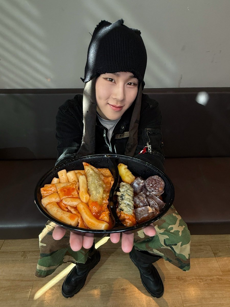 Jooheon on MONSTA X Instagram #주헌 #JOOHONEY