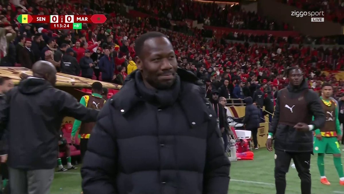 VibesFoot's tweet image. LE SOURIRE DE PAPE THIAW 😭😭😭😭😭