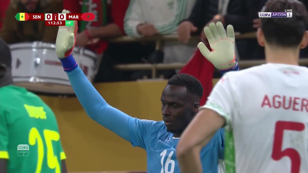 لا أحد لديه تفسير لما فعله إبراهيم دياز في هذه اللقطة .. أهدر أهم فرصة في البطولة 