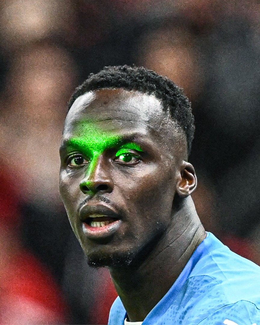 No Football Fan can scroll past this post without giving a Like to Edouard Mendy 

Senegal #AFCON2025 #AFCONFinal