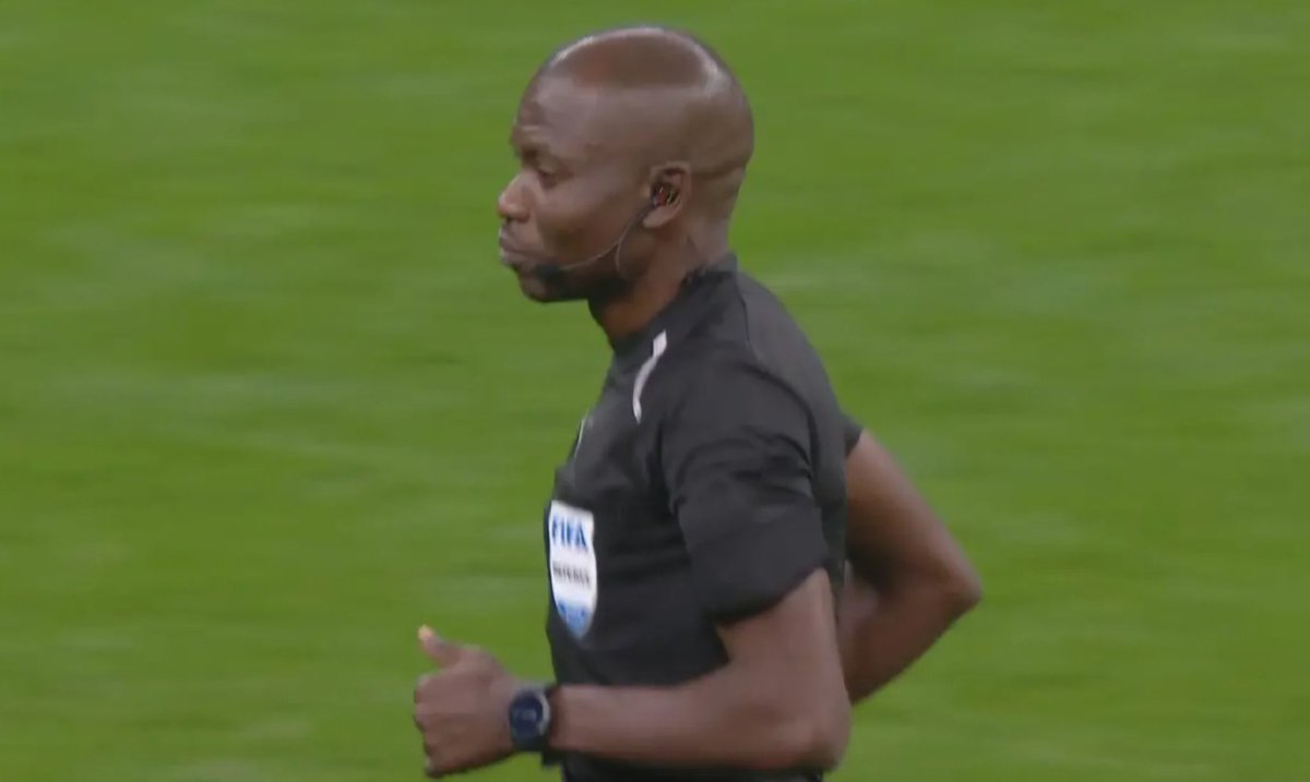 Goal canceled for Senegal and a penalty for Morocco, not a single African is surprised 

Senegal 🇸🇳 0-0 🇲🇦 Morocco

#AFCONFinal
 #AFCONFinal
