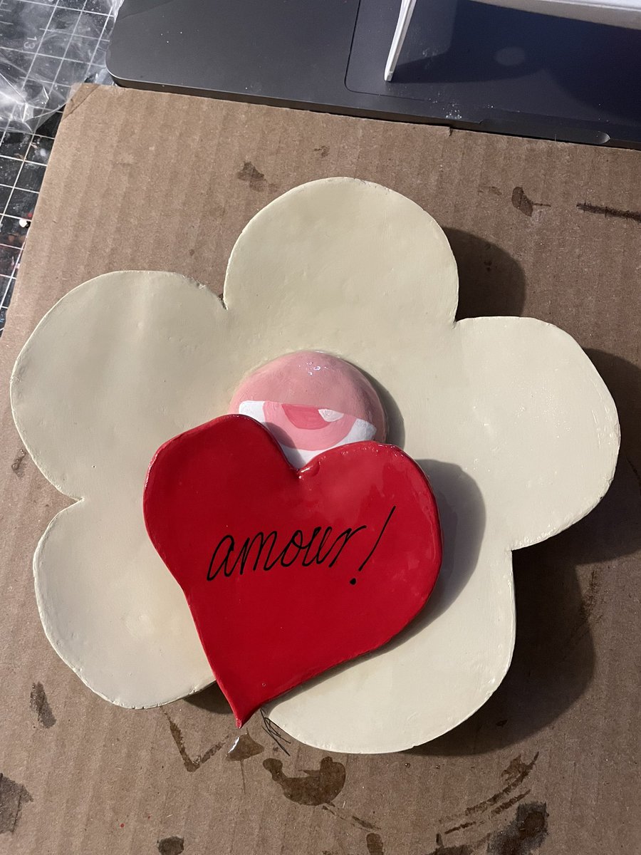 KACEYKAL tweet media