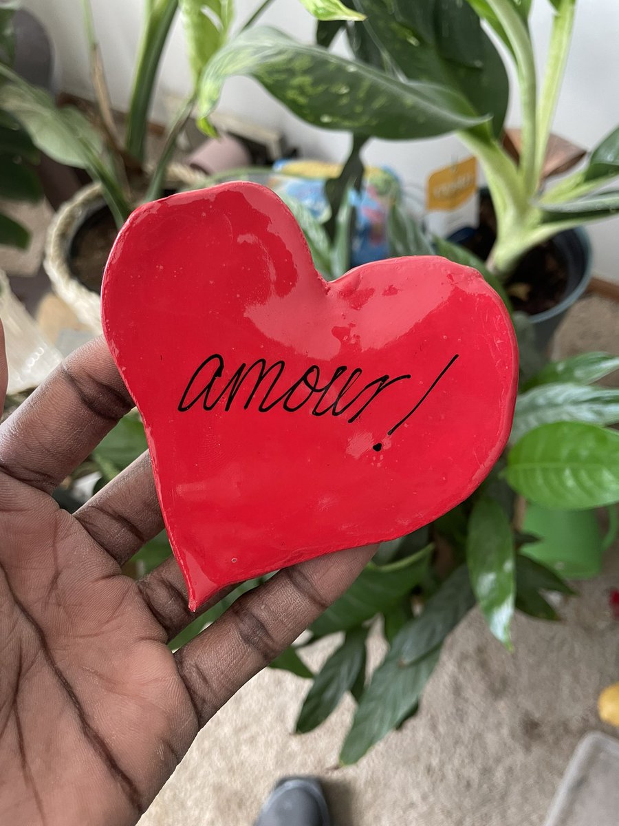 KACEYKAL tweet media