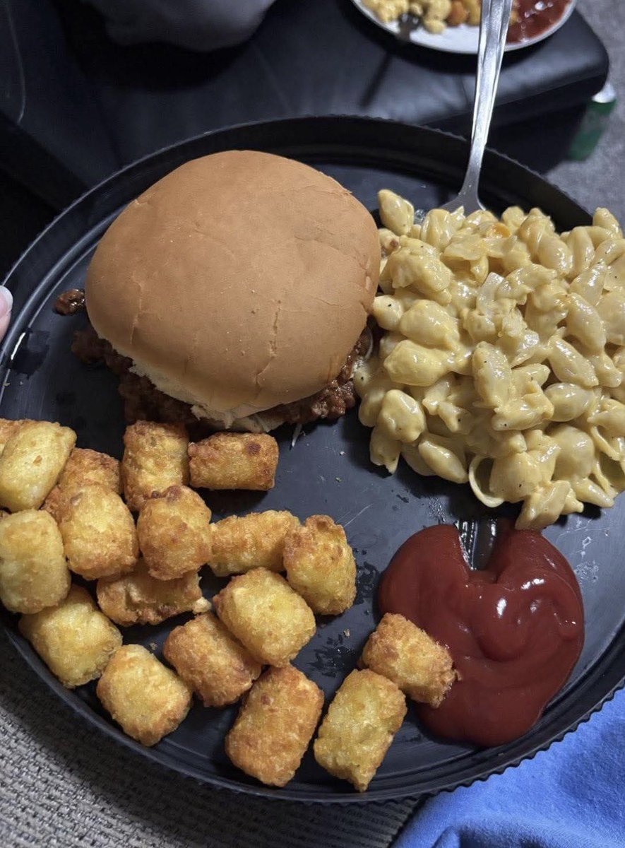 Food Pleaser tweet media