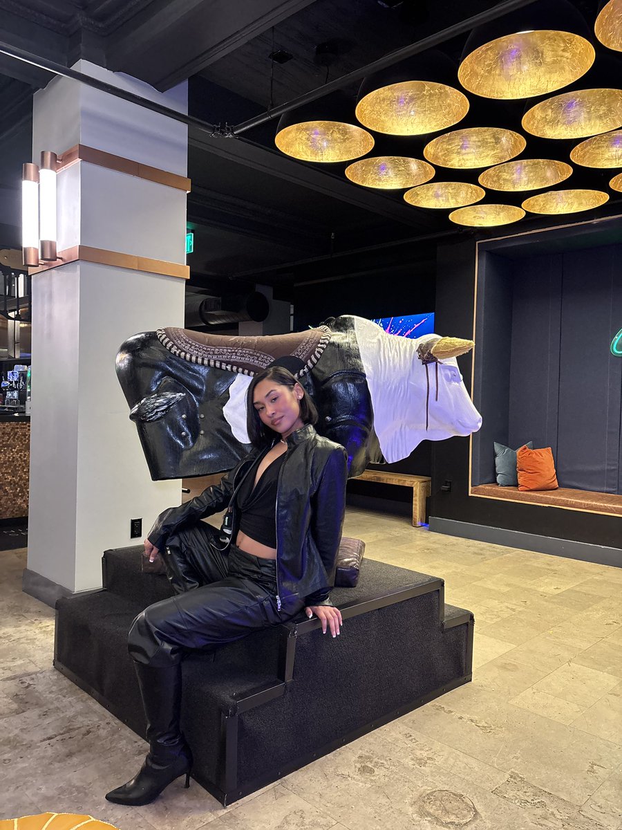 santanaz_xo's tweet image. Houston been too good to me