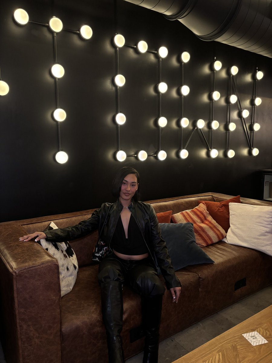 santanaz_xo's tweet image. Houston been too good to me