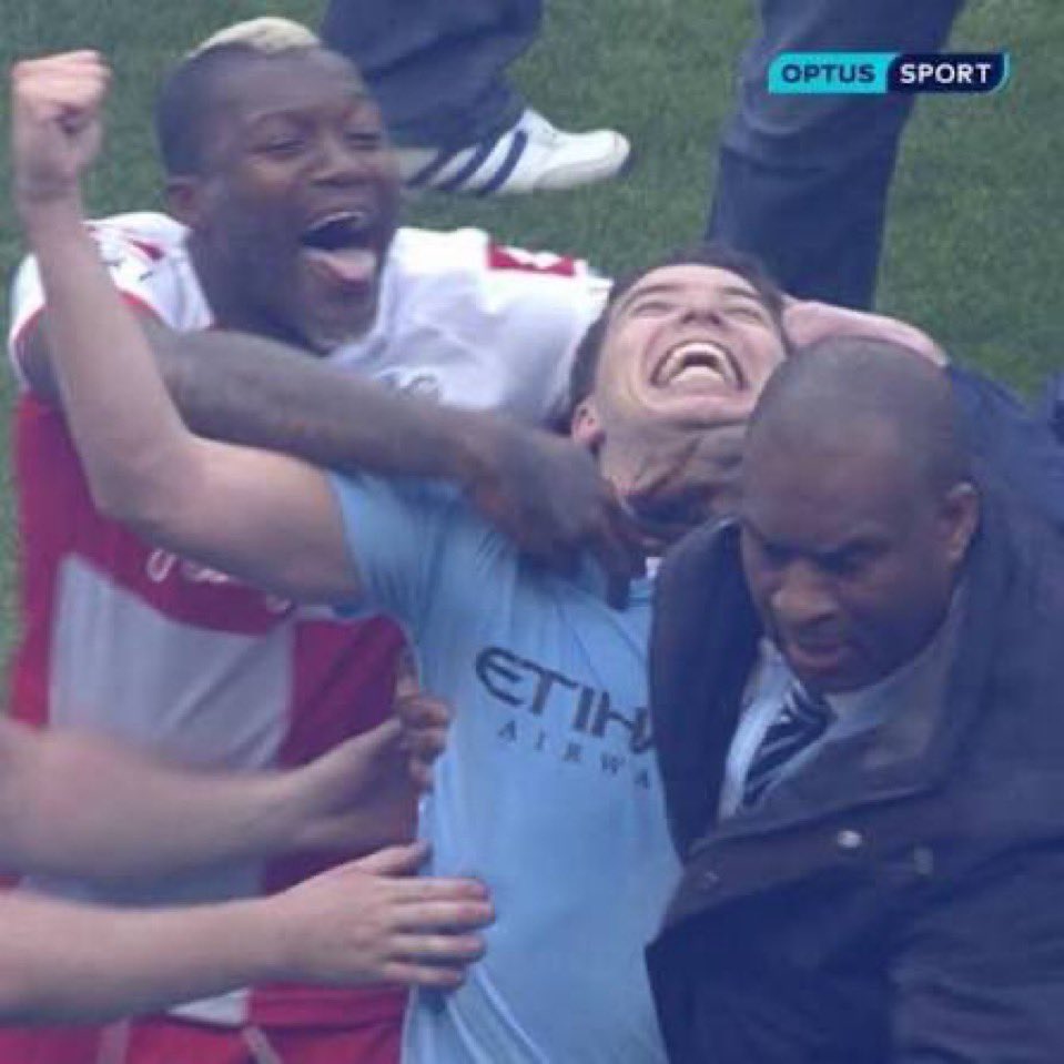 paraparraUTD tweet media