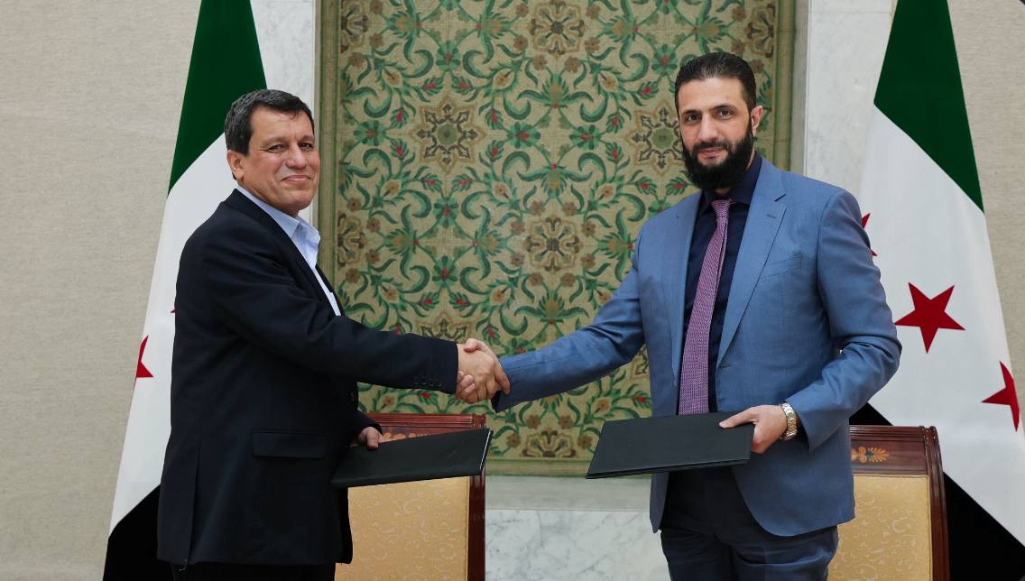 ❗️❗️❗️ 🇸🇾 The President of Syria, Ahmed al-Sharaa, and the commander-in-chief of the "Syrian Democratic Forces" (the Kurdish formation SDF), Mazlum Abdi, signed a 14-point ceasefire agreement. This ended the recent heavy clashes in northern Syria between government forces and