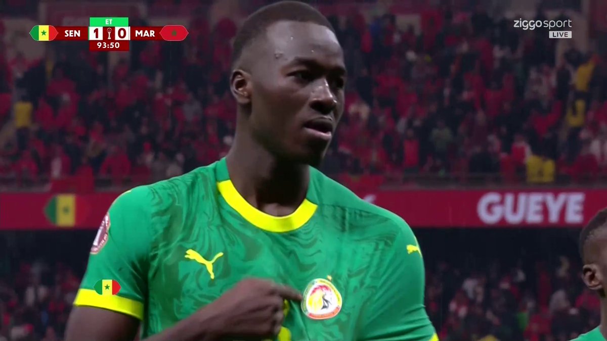 J'ai jamais vu un tel scénario dans un match de football :

Le but refusé au Sénégal 
Le penalty sifflé pour le Maroc
20 minutes de flou total
L'arbitre complètement sous pression 
Cette panenka de Brahim Diaz
La lucarne de Pape Gueye

C'est hors du temps.