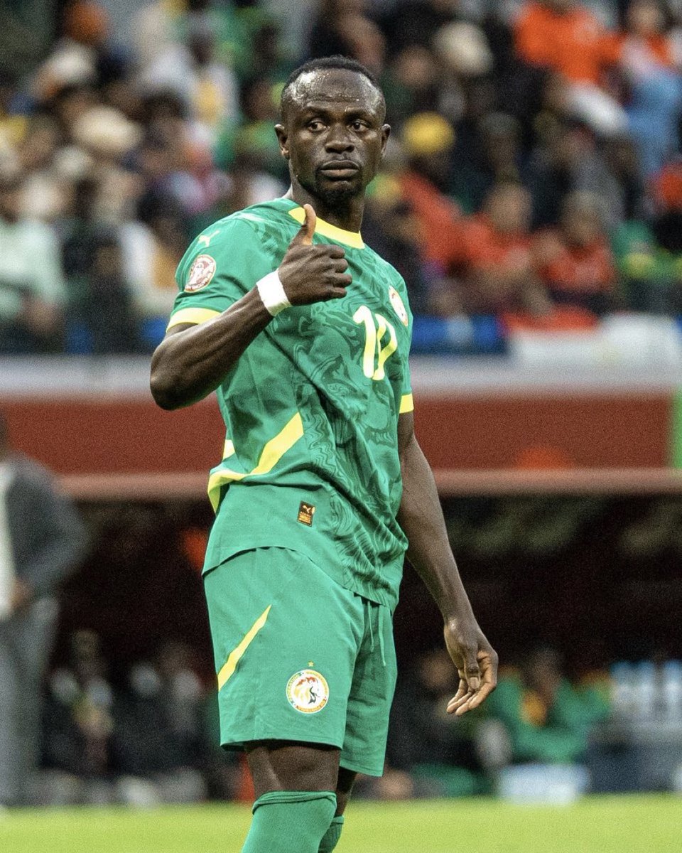 gyaigyimii's tweet image. What a Guy! The real Hero. African Legend. History will be kind to you Mane