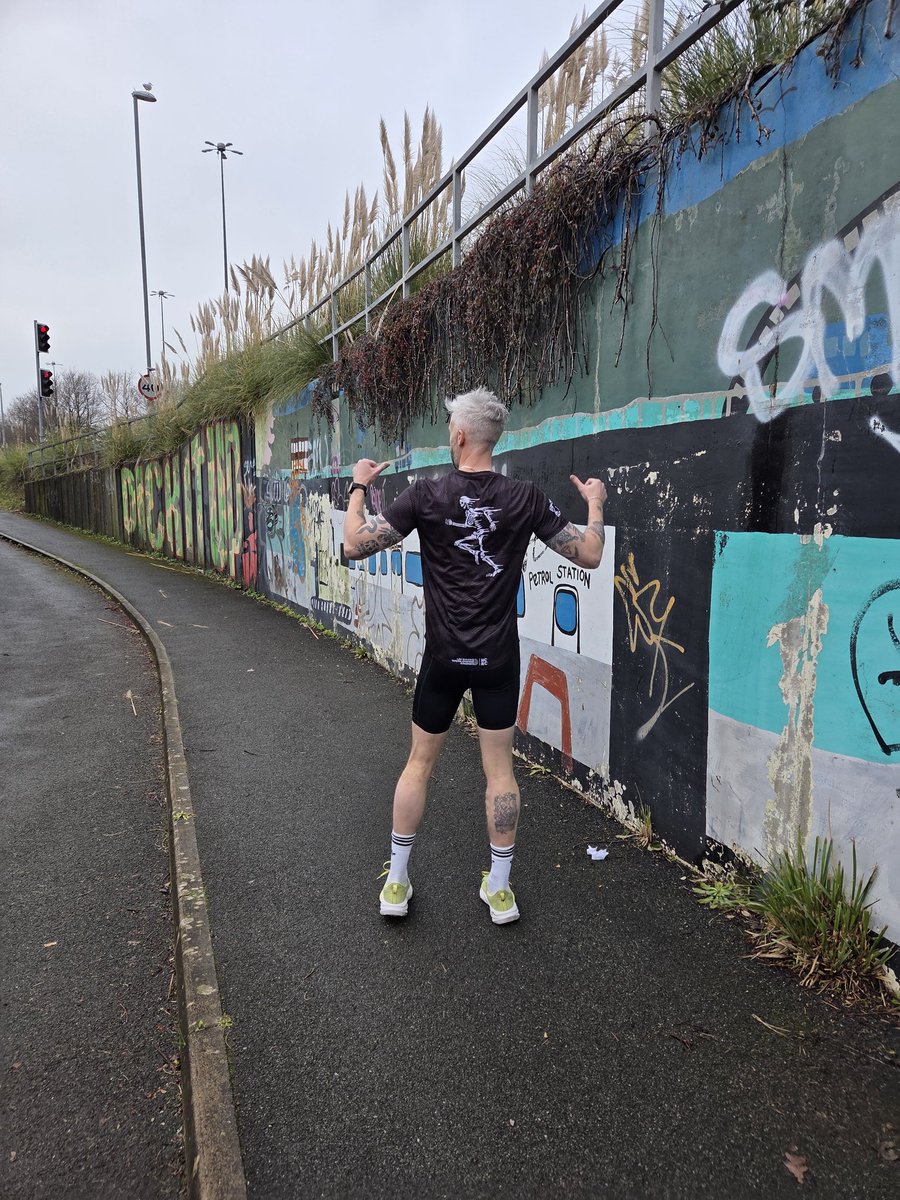 Ian Carmichael tweet media