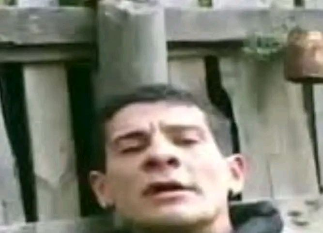 -Vos tenes que manifestarlo, pedírselo al universo....

El universo: "Sabes que loco, yo no te conozco de ningún lado a vos."