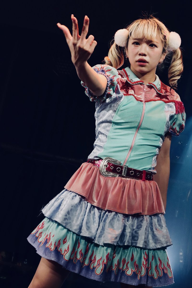 BIBIBI様 月曜ビビ〜❤️ BIBI @BIBI_PIGGS #PIGGS @PIGGS_idol