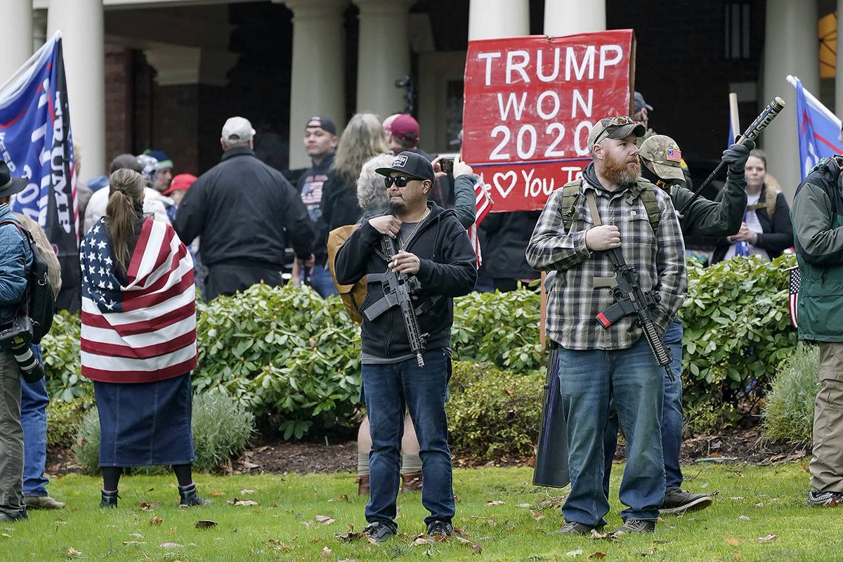 fcknbratt's tweet photo. @miche92123 @TonyNoel78 @smalls2672 @ShadowofEzra So are these men thugs as well? https://t.co/lwN9DCXKcl