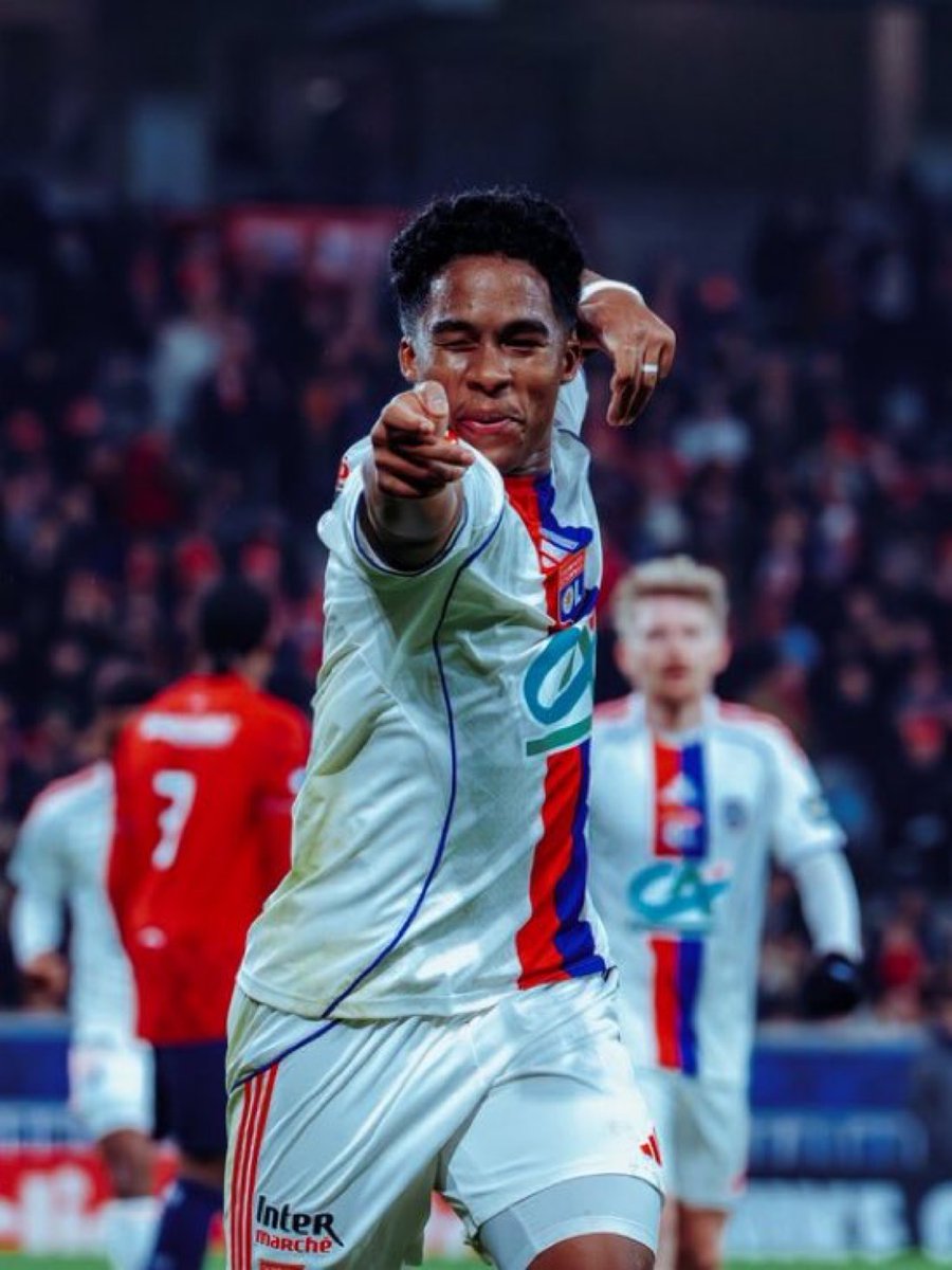 theMadridZone's tweet image. Endrick's Ligue 1 debut:

• 89 minutes
• 1 assist
• 5 chances created
• 2 big chances created
• 6/8 long balls completed
• 8 dribbles completed
• 12 duels won
• 3/3 tackles won
• 4 shots

SUPERSTAR. WHAT A PLAYER! 🇧🇷⭐️