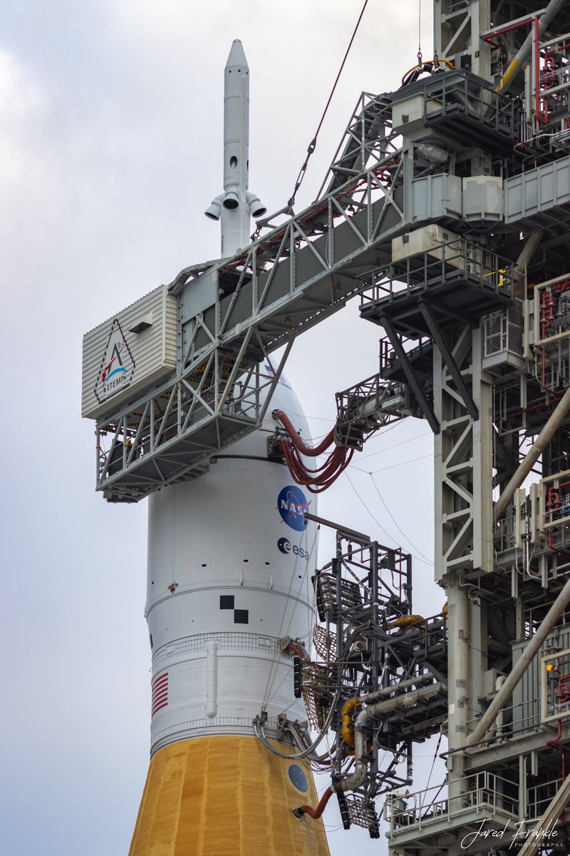 Close up photos of Orion and SLS Core Stage Intertank.
#SLS #Artemis #ArtemisII #Photography
