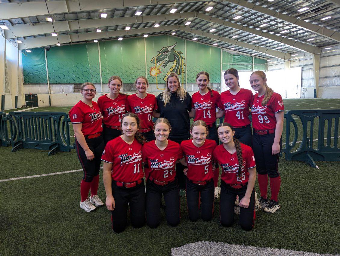 T2Chelenyak's tweet photo. The girls had a great day at the team camp at Tiffin University. They started the day with a hitting session with some players and coaches and then played three games. Thanks to the coaches and players for a great camp!
@TiffinUSoftball @Paige_McMenemy https://t.co/Pkgp4ckviw