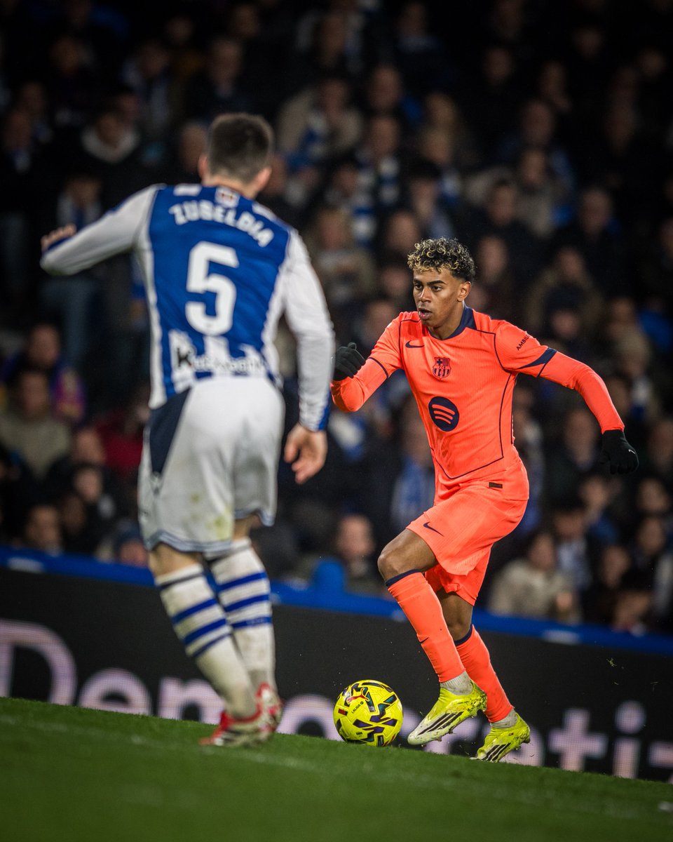 66' Joli centre de Lamine Yamal vers la tête de Lewandowski. Remiro détourne sur la barre transversale (1-0) #RealSociedadBarça
