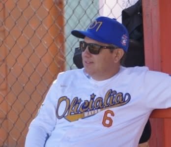 Recibo informes de que Panistas de renombre de Sonora quieren un candidato a la alcaldía que sea un perfil limpio, con carrera y conocimiento, que pueda construir una candidatura con todos los sectores. Me hablan de que ven muy bien a <a href="/RamonCorralA/">Ramón Corral Aguirre</a> 

Esto se va a poner bueno.