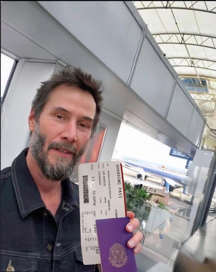 the_real_ryanp's tweet photo. What if I told you I took the closest flight 🥹❤️✈️ to your city, all to make up for not being there with you for the New Year holiday ❤️😃Please welcome me, my dear #KeanuReeves #TrueFans #FanLove #SpreadLove #PositiveVibes #GratefulHeart https://t.co/5cVQy7hP2A