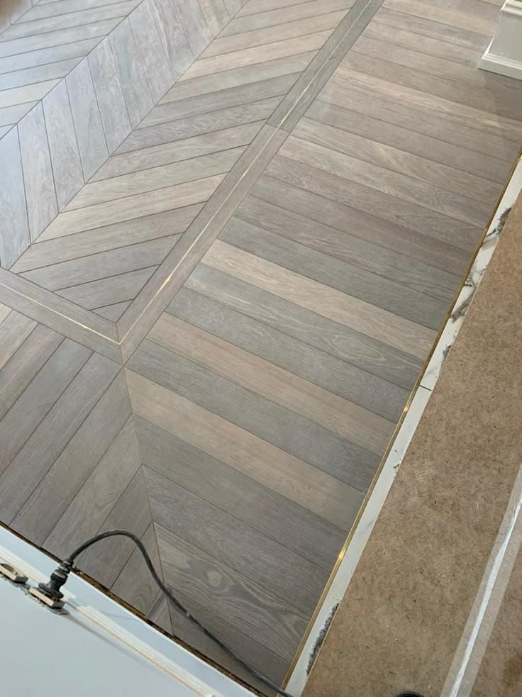 SolidFlooring's tweet photo. تحصل على أرضياتك الباركيه الفاخرة بسرعة وكفاءة عالية
استمتع بأرضيات أنيقة ومتينة تضيف لمسة من الفخامة لبيتك 
📞 تواصل معنا الان وفريقنا سيساعدك للاستفادة من العرض

#Natural #wood #floors https://t.co/GC4TnxVqqK
