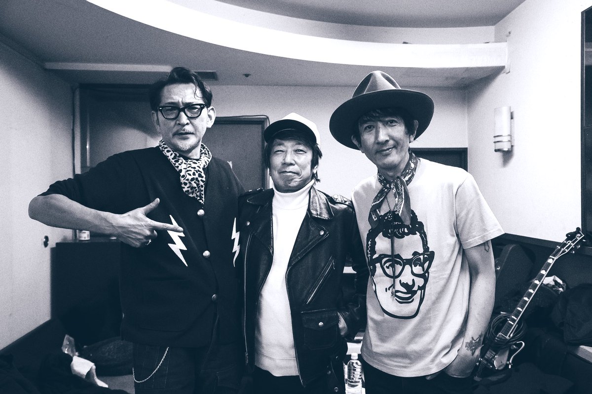 ビリー北村さんとクラブヒット曲というブログを更新したよ！写真は昨年末ロンドンナイト時のSPACE LAB悦也さんとビリー北村さんと
ameblo.jp/akiraueno28/en…
photo by Masashi Yukimoto