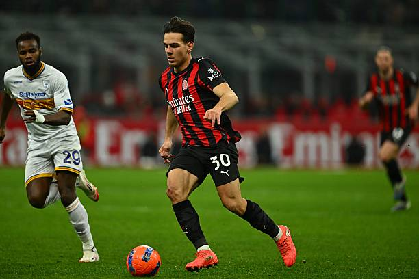 🇨🇭 Jashari's performance v Lecce

⏱️ Minutes played – 87'
🧠 Key passes – 2
🎯 Crosses (accurate) – 5 (3)
🎯 Accurate passes – 61/66 (92%)
➡️ Passes in opposition half (acc.) – 38/42 (90%)
⬅️ Passes in own half (acc.) – 23/24 (96%)
🎯 Long balls (accurate) – 1/1 (100%)
👟 Touches