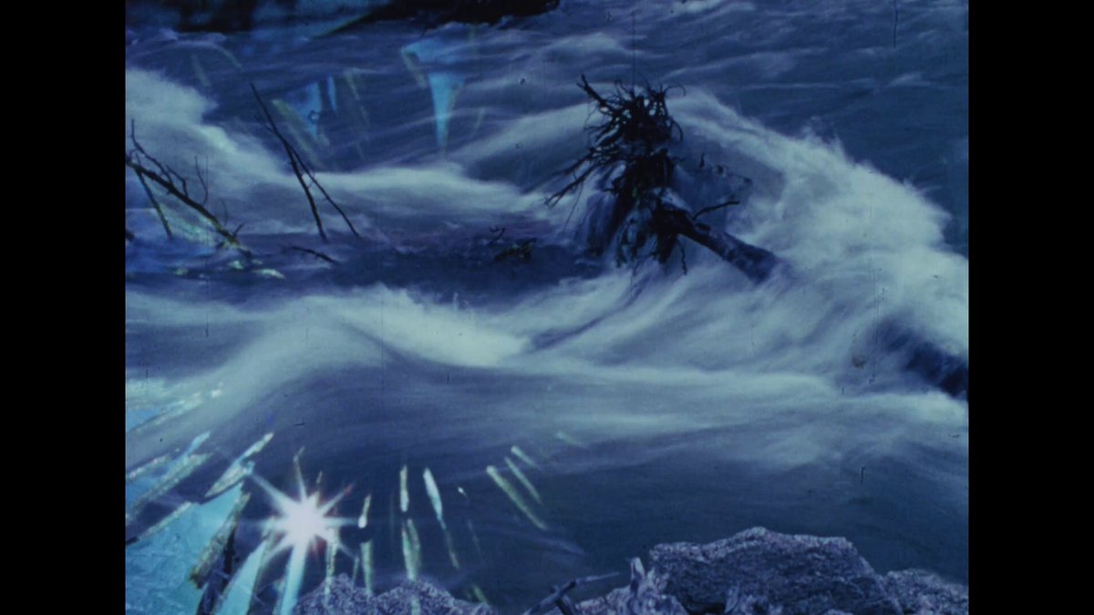 TelevisualWord's tweet image. River Film (1972)

Virtually no one glided a camera or edited a blitz like pilot Robert Fulton. This nature short is a prime example of his switchups between speeds &amp;amp; densities of images, held steady by ASMR-esque audio

Support the astounding restorers at ref3collection vhx tv