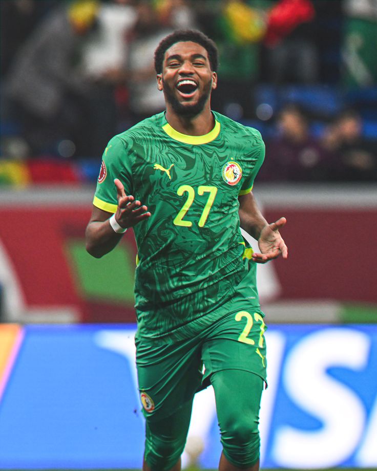 PsgKD7's tweet image. Being a sextuple winner and AFCON winner at 17 is crazy