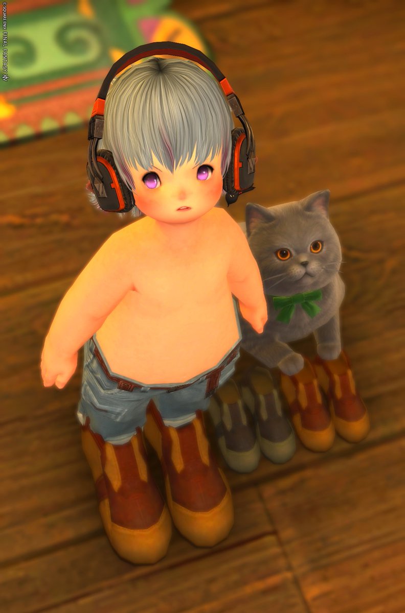 #おはララ ｯｯｯｯ☀☀
これはどの種族の靴だろう？
ルガディン靴は両太もも入る🤣🤣

今週さっっむいって！風邪ひかぬように！