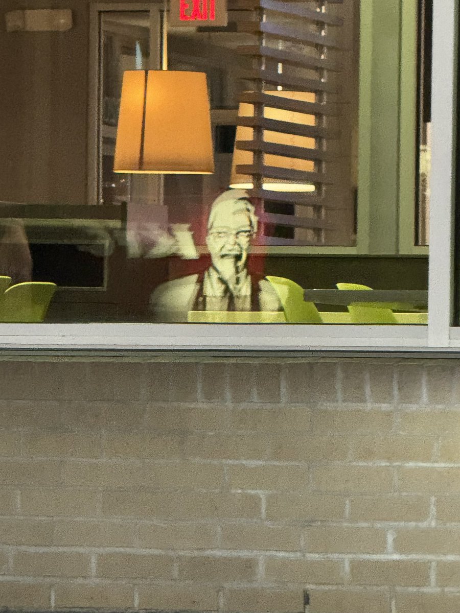 Colonel Sanders is haunting my McSelf…

Just kidding guys, I like #BurgerKing better.