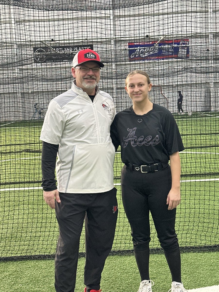 ellawatts201014's tweet photo. Thank you @SEMOsoftball for hosting another well organized and engaging camp. Love working through different scenarios. I enjoyed working with all the players and coaches. Looking forward to the next camp. 
@rktaylor12 @STayTaylor18 @Aces_SoftballKC https://t.co/9OhJRIujrJ