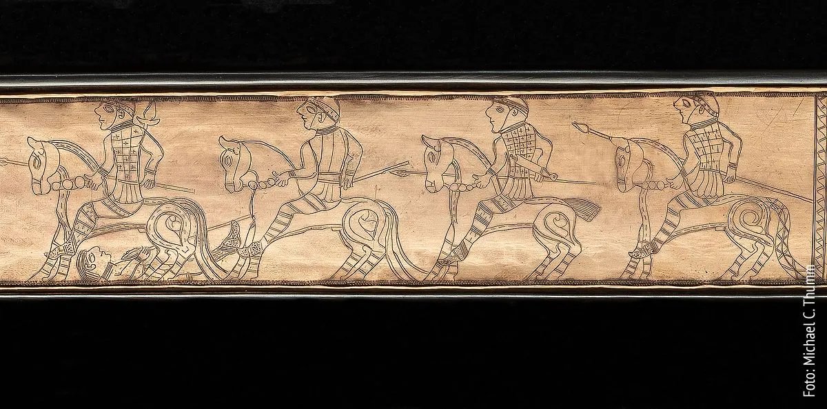 Reconstruction of the scabbard found in Hallstatt (Grave 994), a