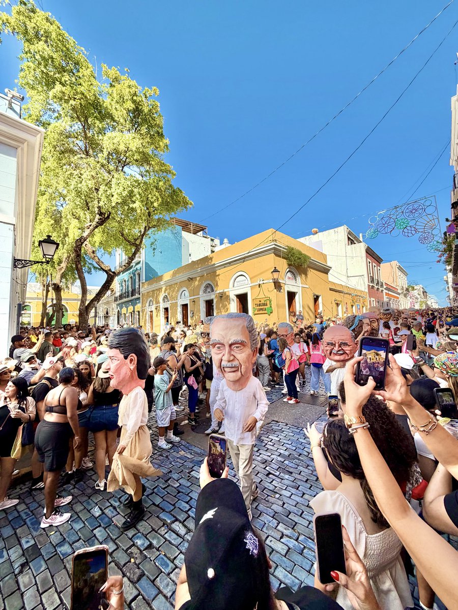 Nuestra identidad es nuestro mayor tesoro como pueblo. 

¡Te amo Puerto Rico! 🇵🇷 🫶🏽