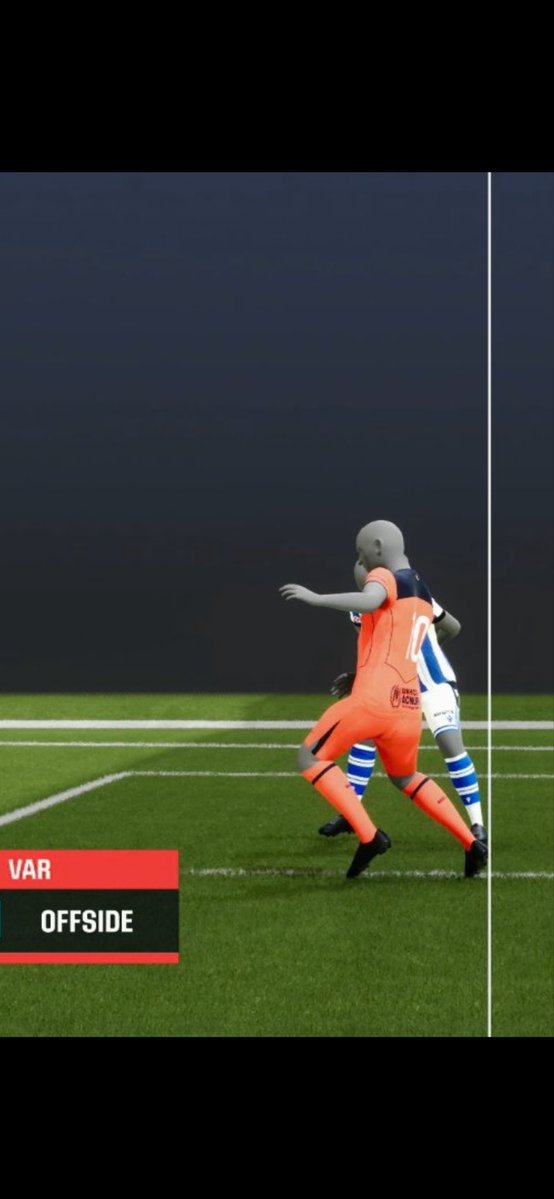 Los culés:

Con el gol anulado al Mabppe contra el Barça “LA MARAVILLOSA LINEA DE FUERA DE JUEGO de Hansi Flick, aunque sean centímetros es la regla”

Con el gol anulado a Lamine contra la Real “QUE VERGÜENZA, FLORENTINO MANIPULA EL VAR”