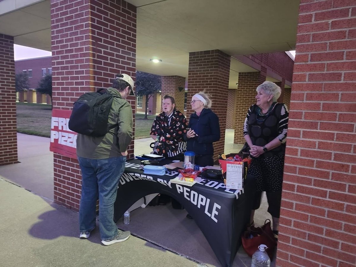 Teamed up with @Powered by People to register voters on Blinn campus!

If you sleep in Brazos County, you can vote in Brazos County if you register in Brazos County! Regisrer by 2 Feb to vote in the 3 March primary.