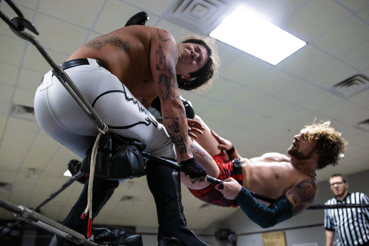 pynkglitt3r's tweet image. more to come from @Zero1USAcom new year's retribution!