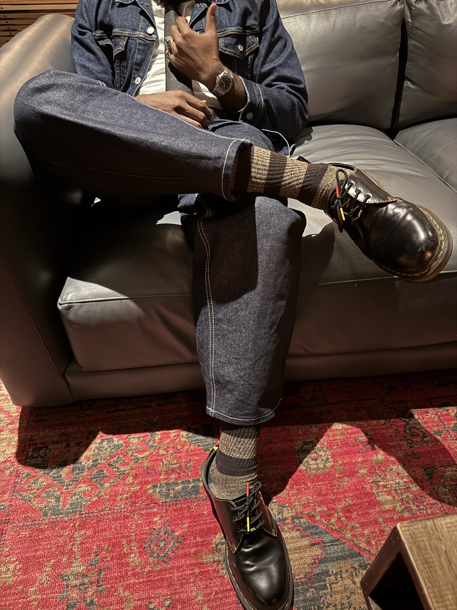 Ad_takeoff's tweet photo. Real Swag Lord https://t.co/CmM29eSxuv