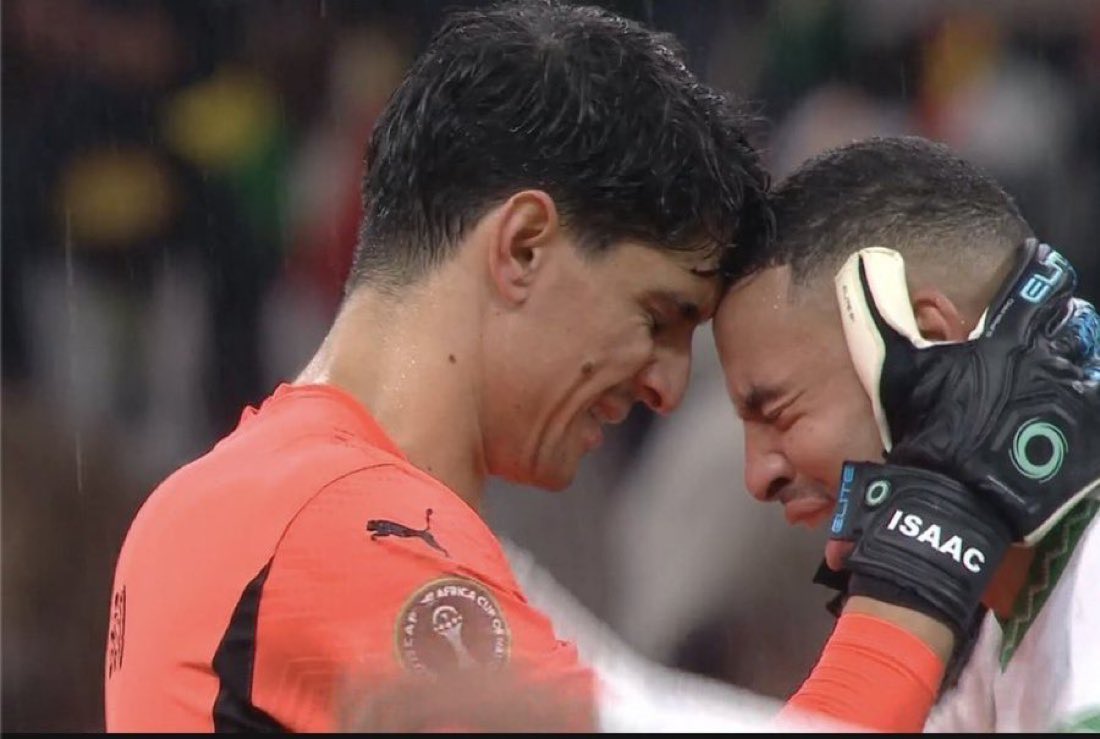 #المغرب_السنغال احتاج ١٠٠ شماته ع بونو هههههههههههههههههههههههههههههههههه