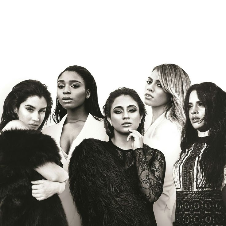 5HBrasil's tweet photo. GETTING READY                TO MAKE HISTORY https://t.co/wIDG9E3uGo